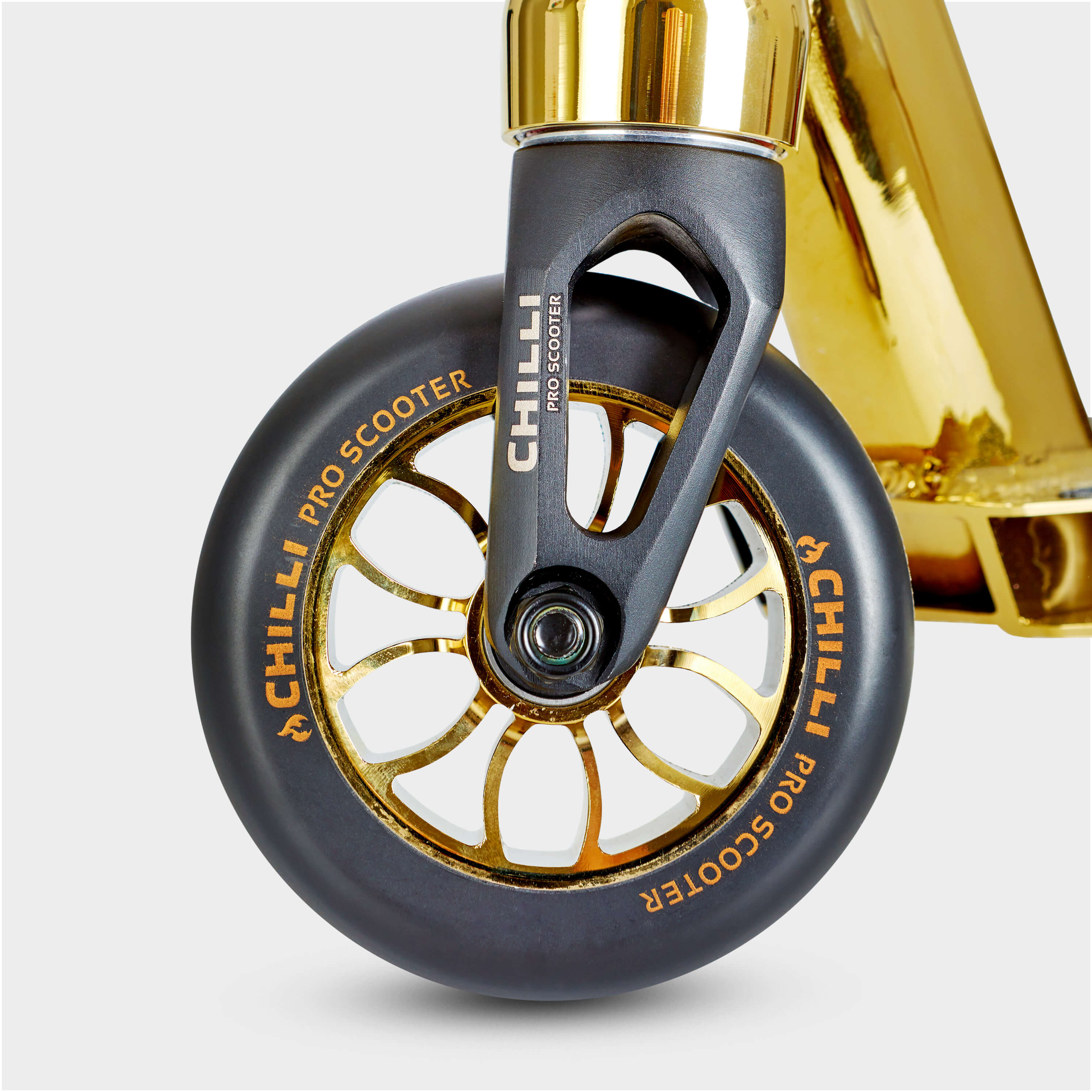 Chilli Reaper Stunt Scooter: Gold - Image 5