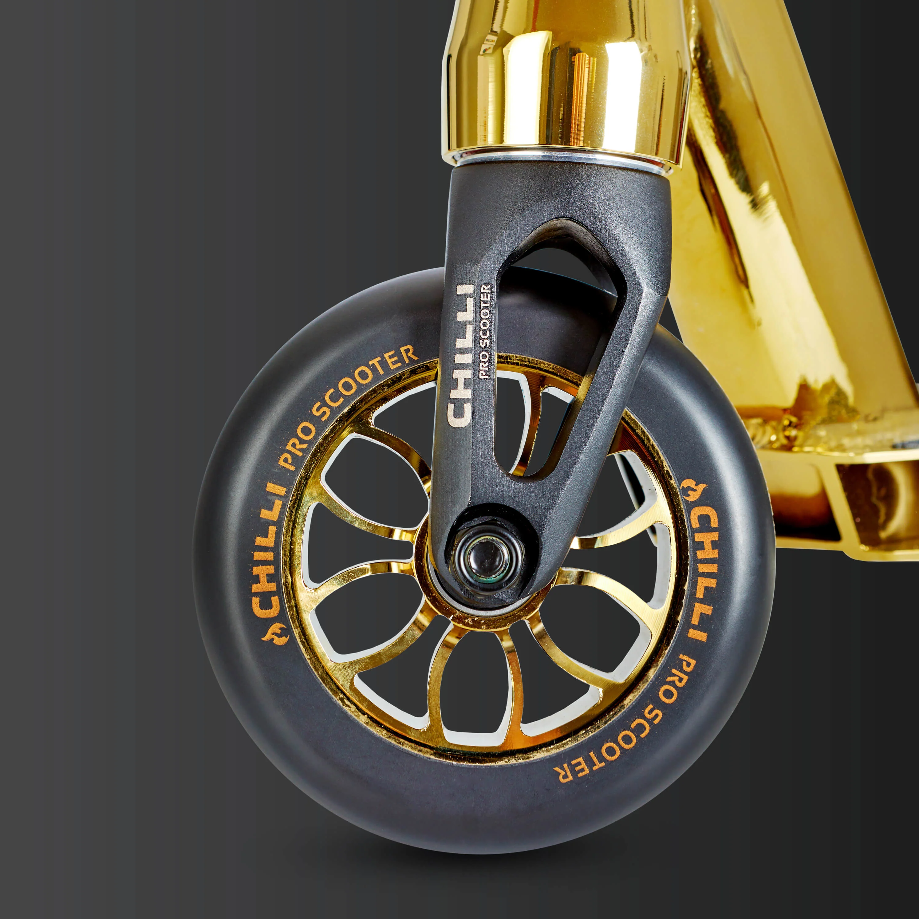 Chilli Reaper Stunt Scooter: Gold - Image 7