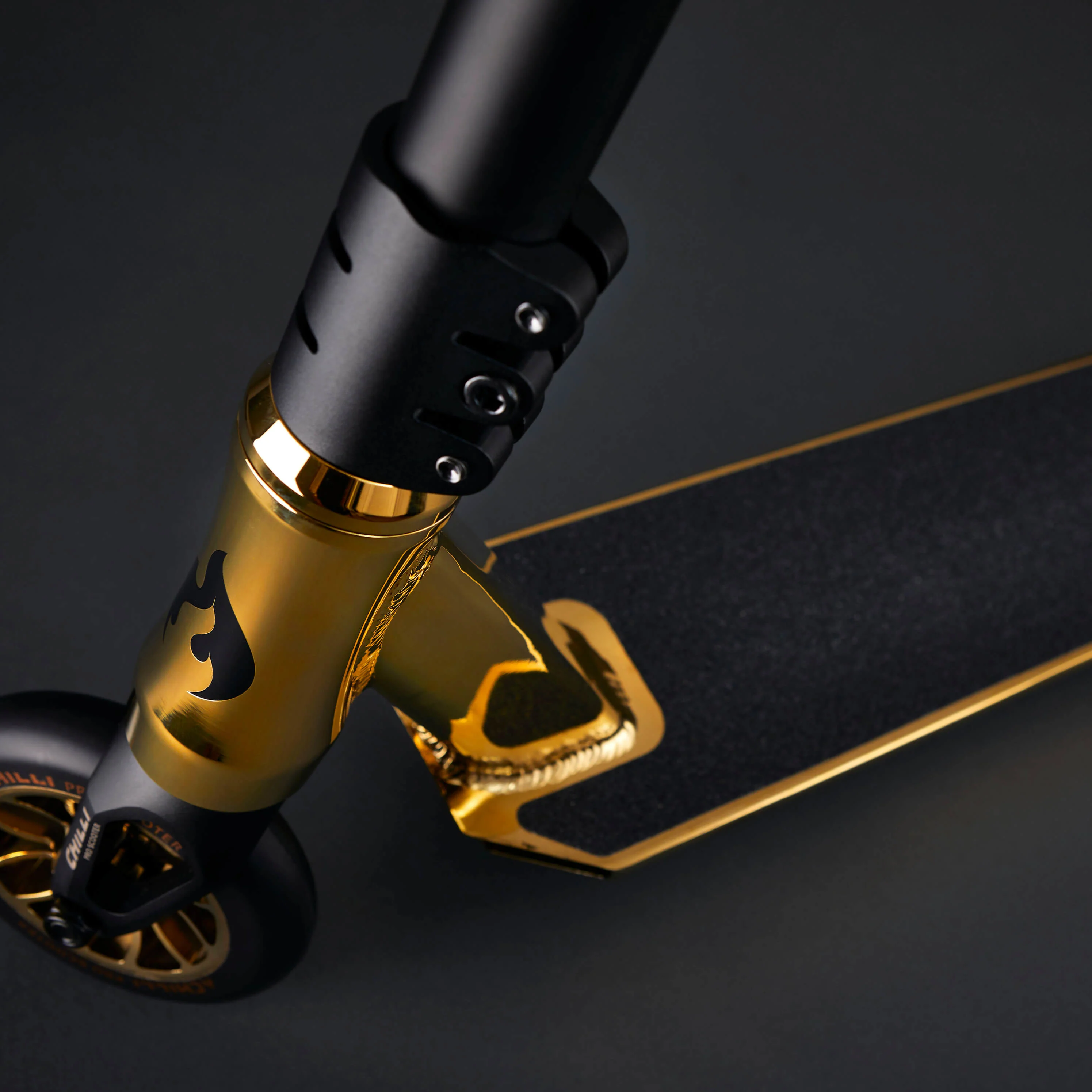 Chilli Reaper Stunt Scooter: Gold - Image 8