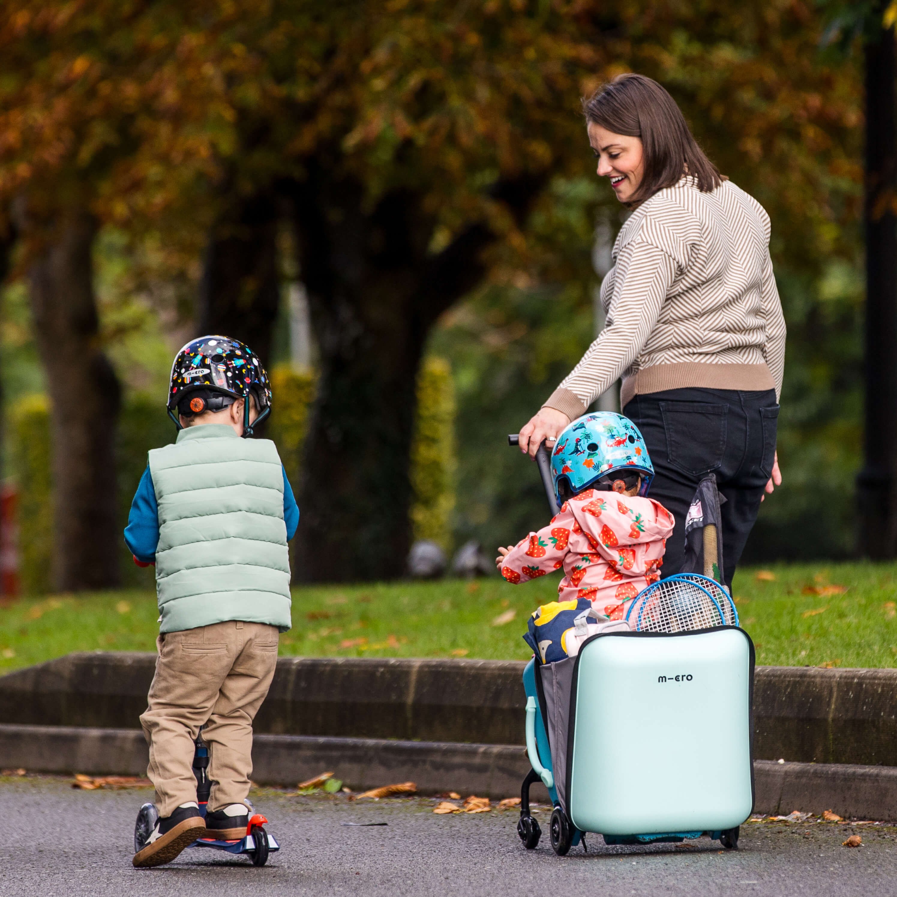 Eazy Ride On Luggage: Blue - Image 4