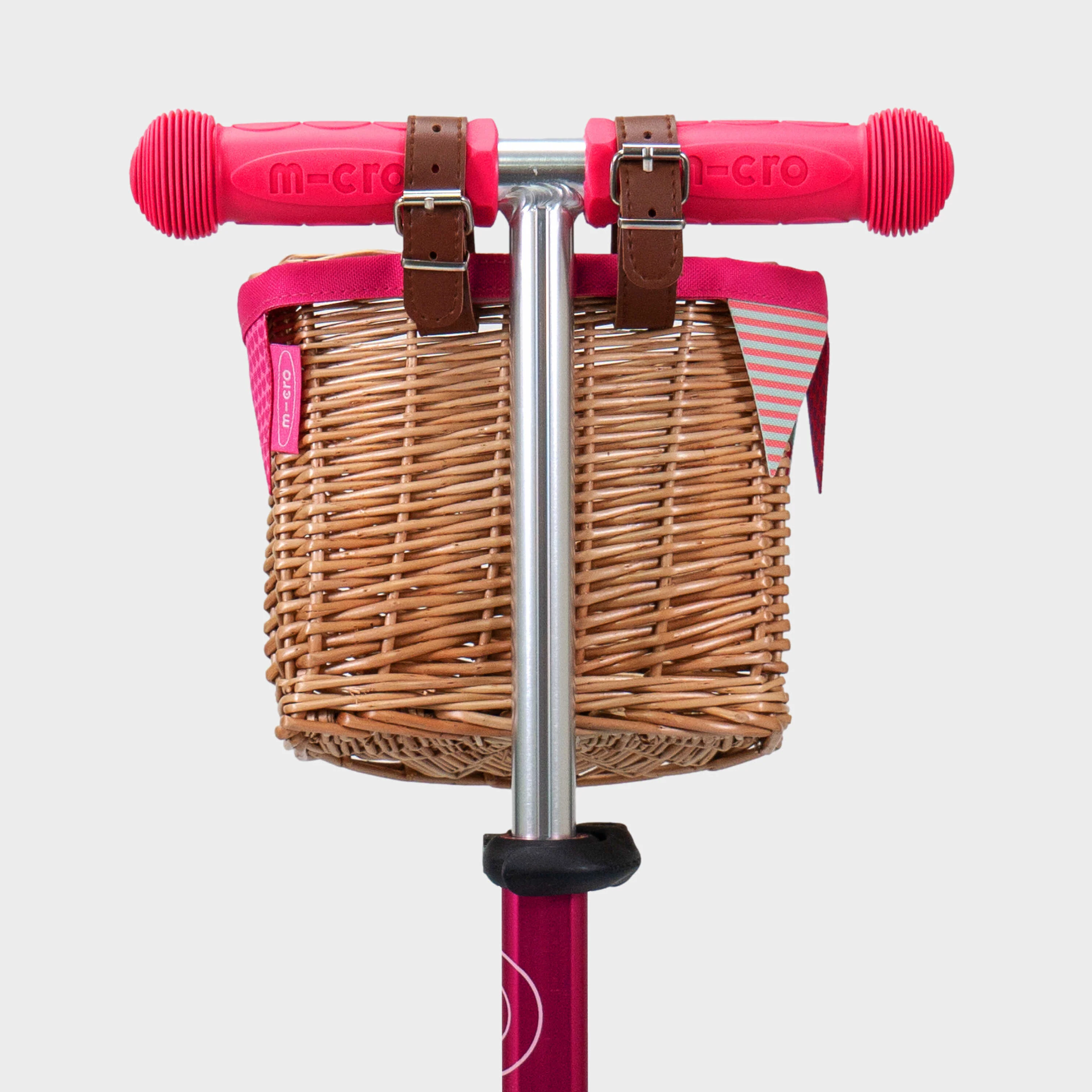 Wicker Basket: Pink - Image 4
