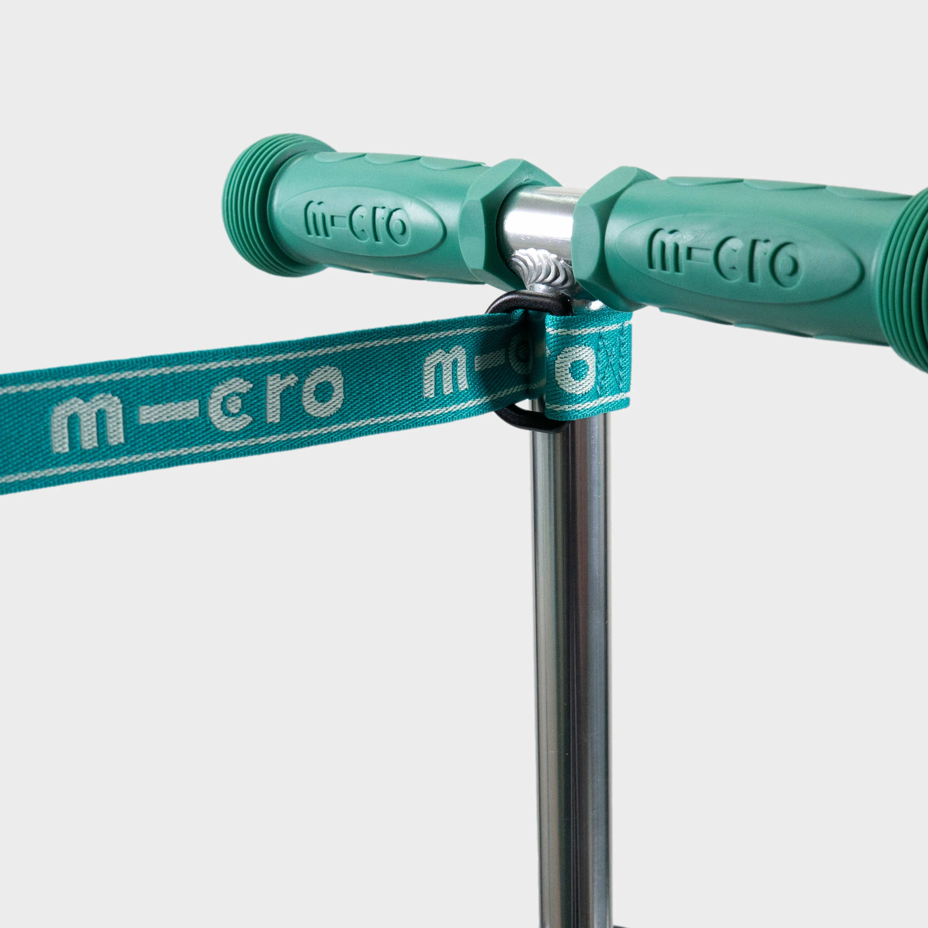 Eco Pull & Carry: Aqua - Image 3