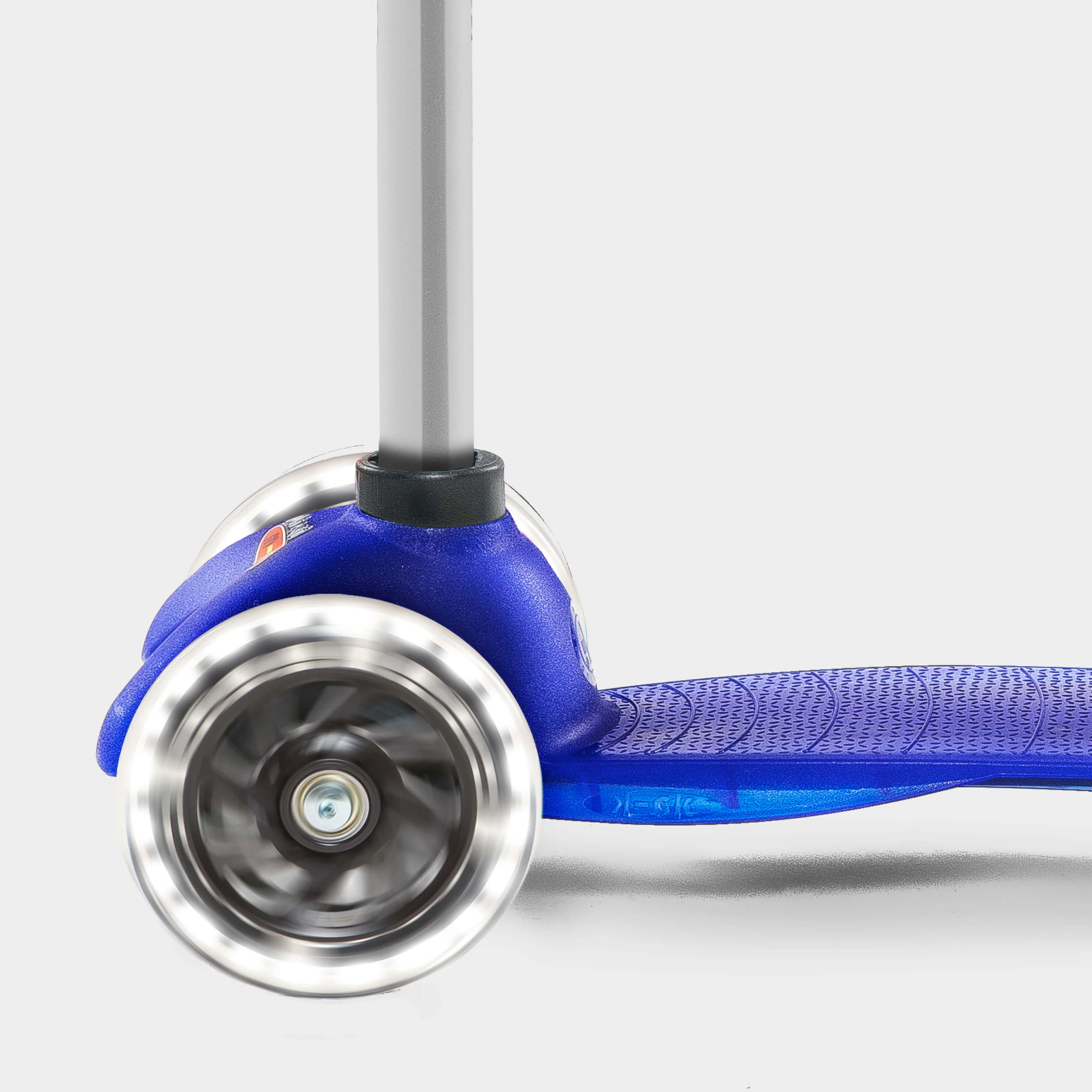 Mini Classic Plus LED: Blue - Image 4