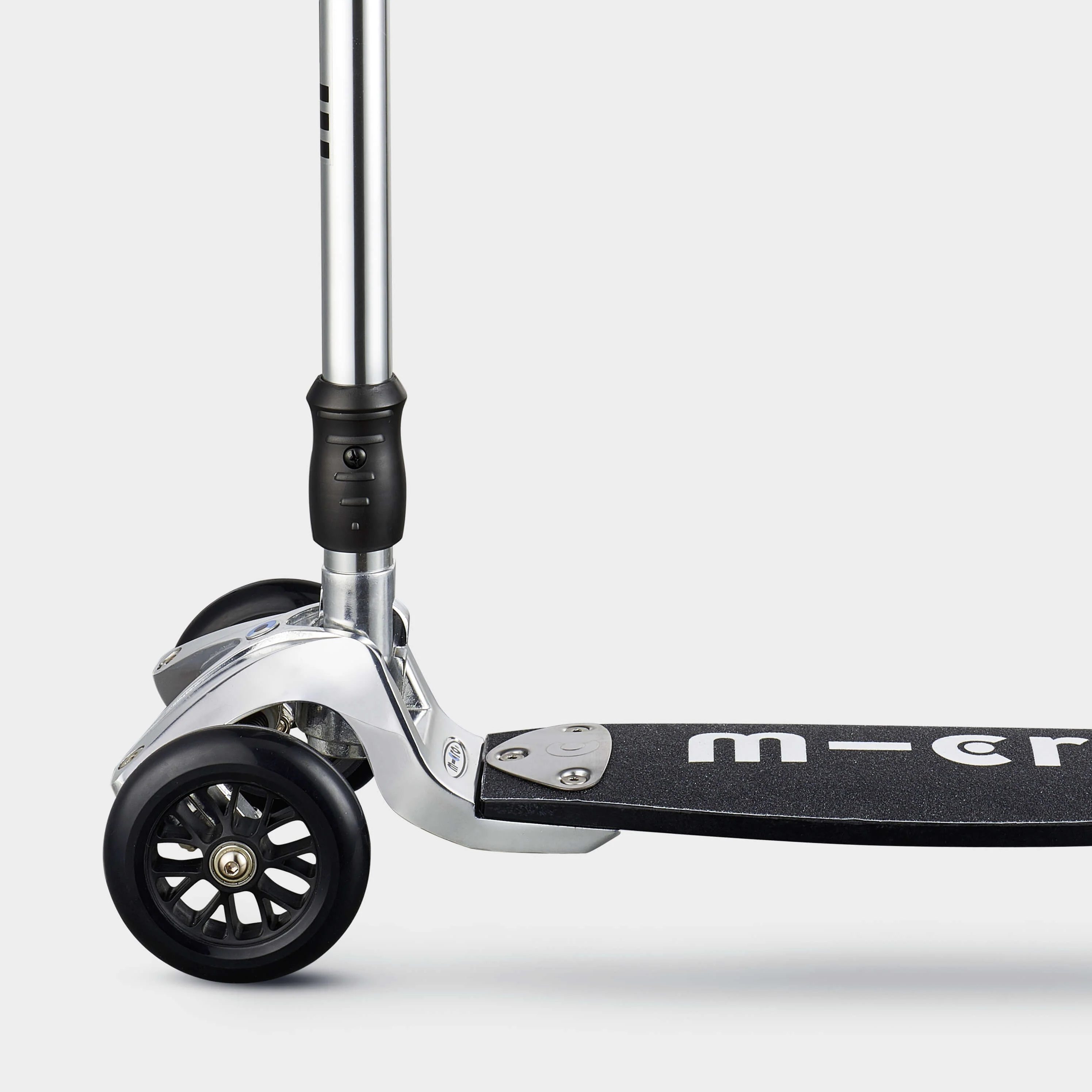 Micro Kickboard: Silver - Image 5